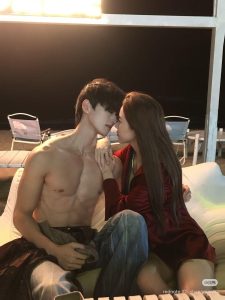 CHỒNG TRỌNG SINH MUỐN LÀM NGƯỜI LẠ